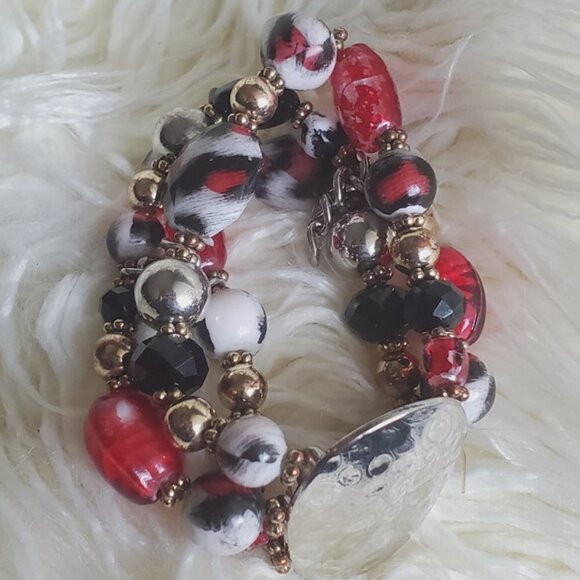 Pearly Crystal Glass Pendant Necklace🌴 - Picture 1 of 6